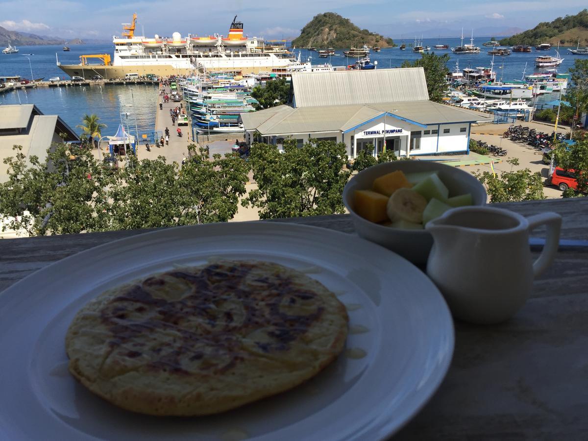 Blue Ocean Hotel Labuan Bajo Exterior foto