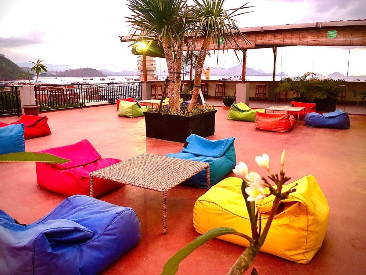 Blue Ocean Hotel Labuan Bajo Exterior foto